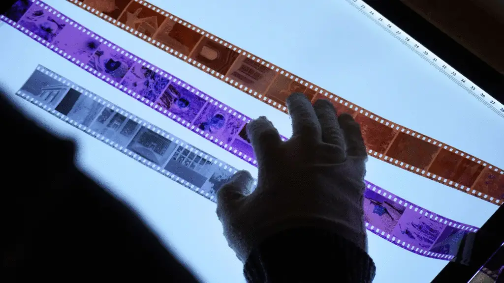 How many pictures in a roll of film?